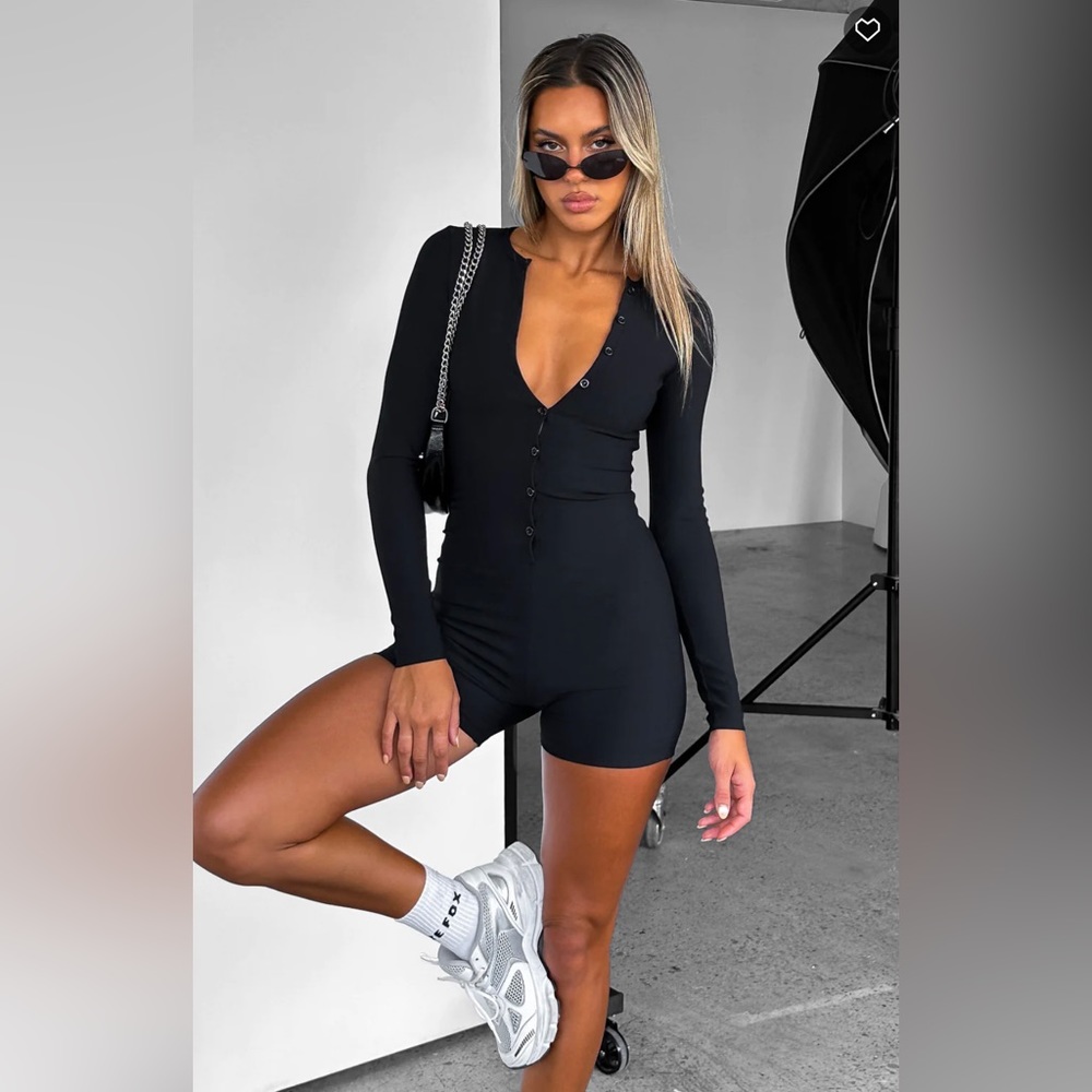 NWOT Free Your Mind Black Ribbed Long Sleeve Playsuit (White Fox Boutique)